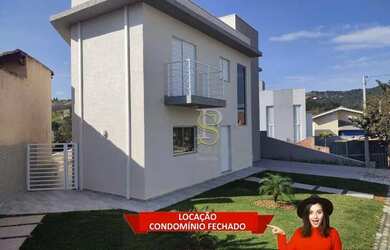 Imagem: A casa em condomínio possui 3 Dormitórios, 4 Banheiros, 3