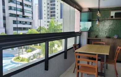 Imagem: O apartamento possui 1 Dormitório, 1 Banheiro, 1 Vaga na garagem