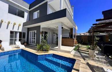 Imagem: A casa em condomínio possui 3 Dormitórios, 4 Banheiros, 4