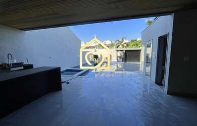 Imagem 3: Casa de condomínio para venda possui 370 metros quadrados com 4 Suítes