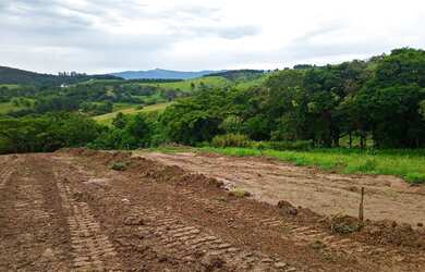 Imagem: O terreno possui 500m² de Área e está localizado em Usina