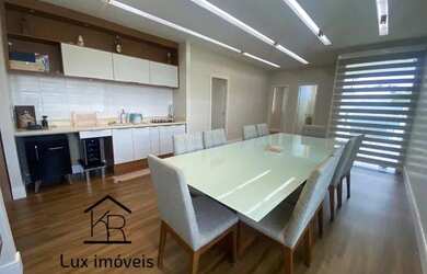 Imagem: A casa em condomínio possui 4 Dormitórios, 5 Banheiros, 4