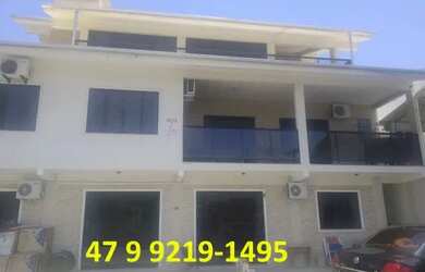 Imagem: A casa possui 3 Dormitórios, 2 Vagas na garagem e está localizado