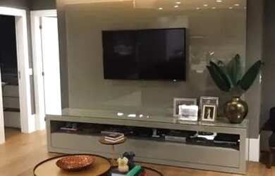 Imagem: O apartamento possui 2 Dormitórios, 5 Banheiros, 2 Vagas na