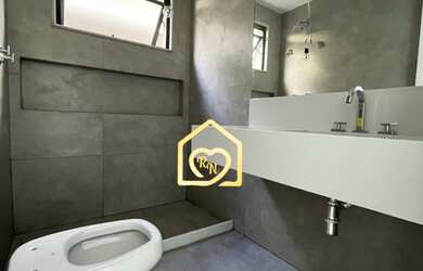 Imagem 9: Casa de condomínio para venda possui 370 metros quadrados com 4 Suítes