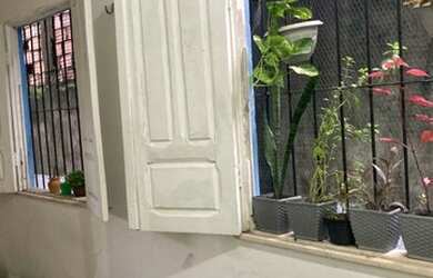 Imagem: A casa possui 1 Dormitório, 1 Banheiro e está localizado