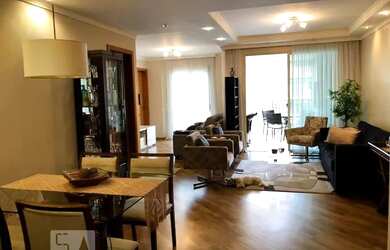 Imagem: O apartamento possui 3 Dormitórios, 5 Banheiros, 3 Vagas na