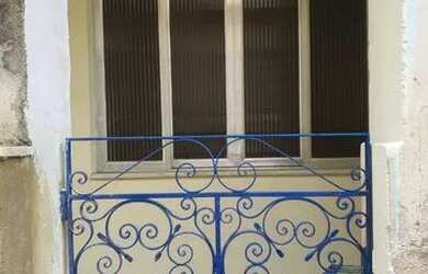 Imagem: A casa possui 2 Dormitórios, 1 Banheiro e está localizado