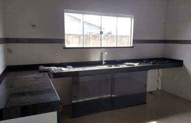 Imagem 4: Alugo casa em UNAMAr. Piscina, 420m² de Área, 2 Vagas na garageme1 Dormitório