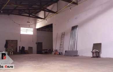 Imagem: O depósito para alugar possui e está localizado em Ipiranga