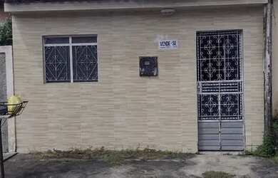 Imagem: A casa possui 2 Dormitórios, 1 Banheiro e está localizado