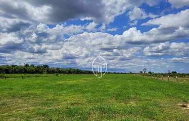 Imagem: A fazenda possui 61.350.000m² de Área e está localizado