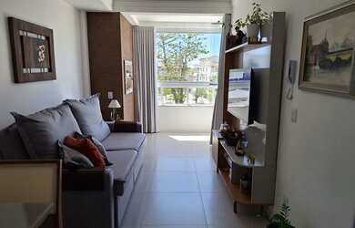 Imagem: O apartamento possui 1 Dormitório, 1 Banheiro, 1 Vaga na garagem