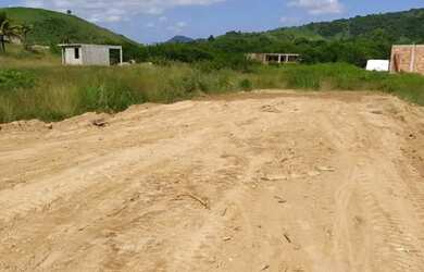 Imagem: O terreno possui 462m² de Área e Imóvel novo e está localizado