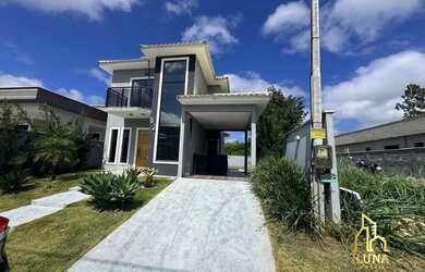 Imagem: A casa em condomínio possui 2 Dormitórios, 3 Banheiros, 2
