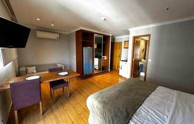 Imagem: O studio possui 1 Dormitório, 1 Banheiro, 1 Vaga na garagem