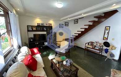 Imagem: O apartamento possui 4 Dormitórios, 3 Banheiros, 2 Vagas na