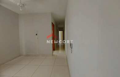 Imagem: O apartamento possui 3 Dormitórios, 1 Banheiro, 1 Vaga na garagem