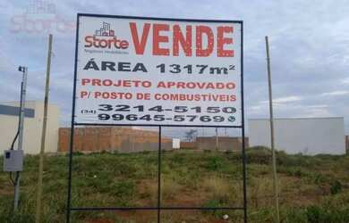 Imagem: O terreno possui 1.317m² de Área e está localizado em Uberlândia