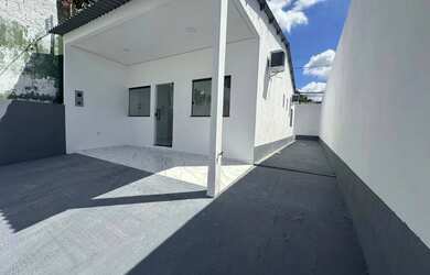 Imagem: O apartamento possui 2 Dormitórios, 2 Banheiros, 2 Vagas na