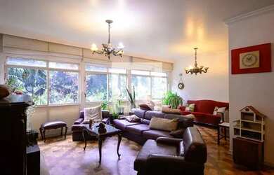 Imagem: O apartamento possui 3 Dormitórios, 2 Banheiros, 1 Vaga na