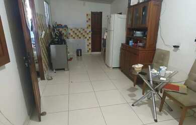 Imagem: A casa possui 5 Dormitórios, 5 Banheiros, 595m² de Área e