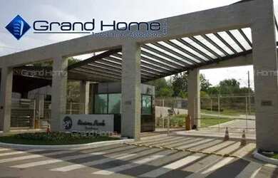 Imagem: O terreno possui 600m² de Área e está localizado em Santa