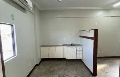 Imagem: O depósito possui 1 Vaga na garagem, 41m² de Área e está