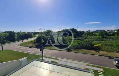 Imagem: A casa possui 5 Dormitórios, 5 Banheiros, 4 Vagas na garagem