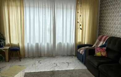 Imagem: A casa possui 3 Dormitórios, 3 Banheiros, 2 Vagas na garagem