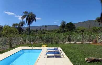 Imagem: A fazenda possui 500m² de Área e está localizado em Jaboticatubas