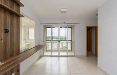 Imagem: O apartamento possui 2 Dormitórios, 2 Banheiros, 1 Vaga na