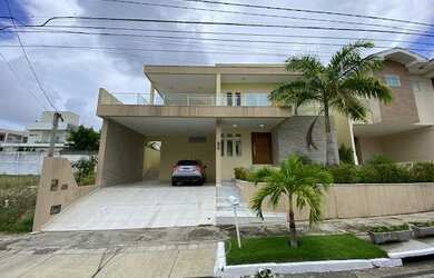 Imagem: A casa em condomínio possui 5 Dormitórios, 5 Banheiros, 5