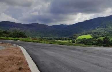 Imagem 4: TERRENO DE ESQUINA -CONDOMÍNIO RESIDENCIAL PORTAL LAMIS - ATIBAIA-SP