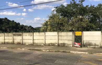 Imagem: O terreno possui 700m² de Área e está localizado em Jardim