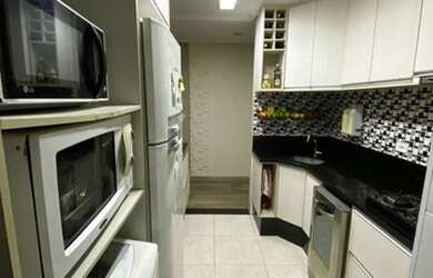 Imagem: O apartamento e possui 2 Dormitórios, Suítes, 1 Banheiro