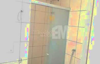 Imagem: O apartamento possui 3 Dormitórios, 1 Banheiro, 2 Vagas na