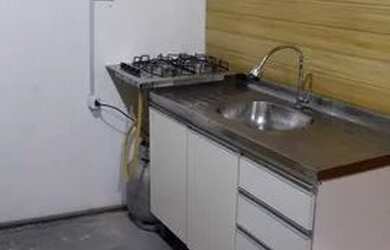 Imagem: A casa em condomínio possui 1 Dormitório, 1 Banheiro, 1 Vaga