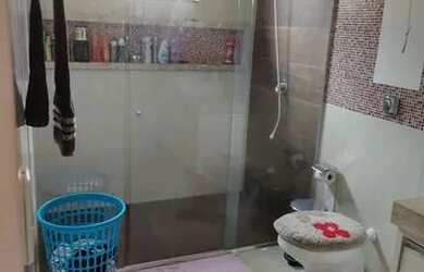 Imagem: A casa possui 3 Dormitórios, 2 Banheiros, 190m² de Área e