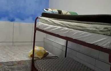 Imagem: A casa possui 1 Dormitório, 1 Vaga na garagem e está localizado