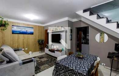 Imagem: A casa possui 3 Dormitórios, 3 Banheiros, 1 Vaga na garagem