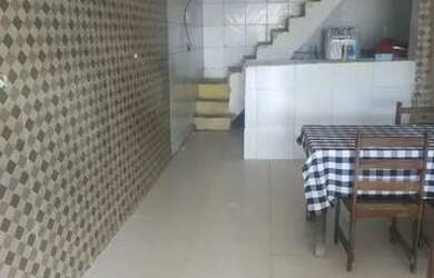 Imagem: A casa possui 2 Dormitórios, 1 Banheiro, 96m² de Área e