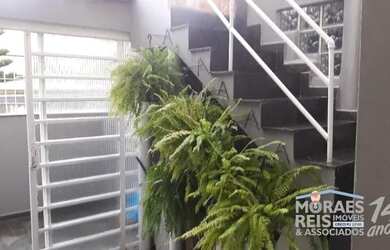 Imagem: A casa em condomínio à venda possui 3 Dormitórios, 4 Banheiros