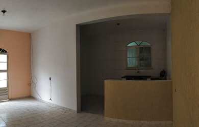 Imagem: A casa possui 1 Dormitório, 1 Banheiro, 85m² de Área e está