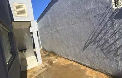 Imagem 5: Casa 2/4 Goianira Go. Varanda, 2 Vagas na garageme2 Dormitórios