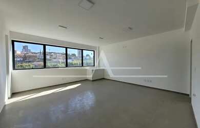 Imagem: O depósito possui 45m² de Área e Imóvel novo e está localizado