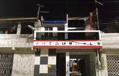 Imagem: A casa possui 1 Dormitório, 1 Banheiro, 90m² de Área e está