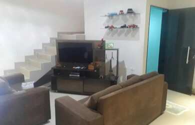 Imagem: A casa possui 2 Dormitórios, 1 Banheiro, 80m² de Área e