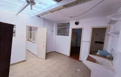 Imagem: A casa em condomínio possui 3 Dormitórios, 2 Banheiros, 2