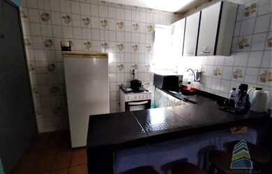 Imagem: A kitnet possui 1 Dormitório, 1 Banheiro, 1 Vaga na garagem